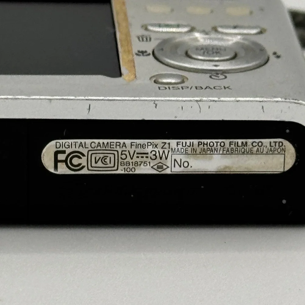Fujifilm FinePix Z1‎ Digital Camera Black 5.1MP Super CCD 3x Optical Zoom Tested